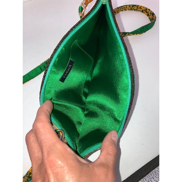 TIANA SMALL GREEN, YELLOW SEED BEAD BOTTLE CROSSBODY BAG - Picture 5 of 6